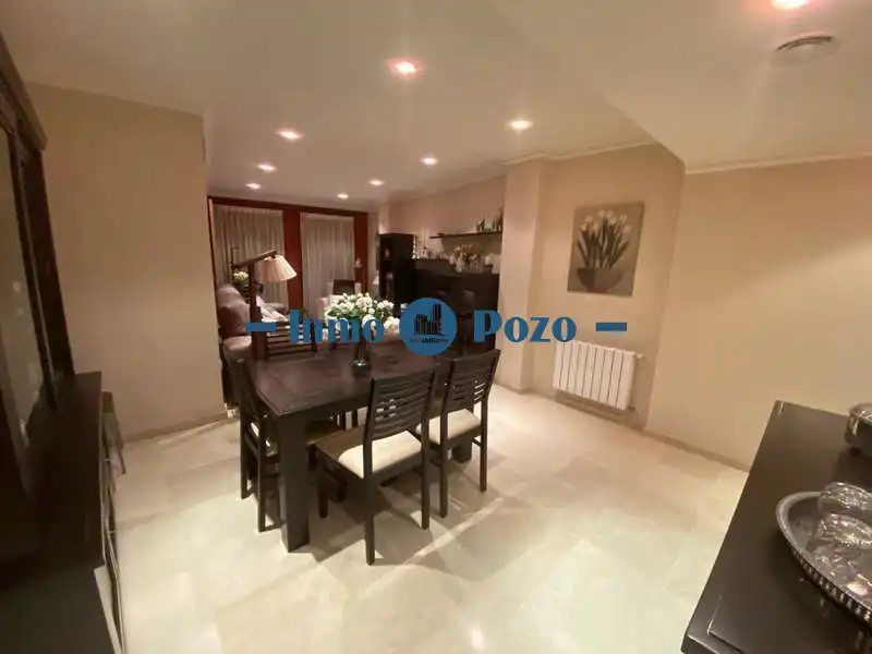 Flat for sale in Juan Carlos I, imagen 2