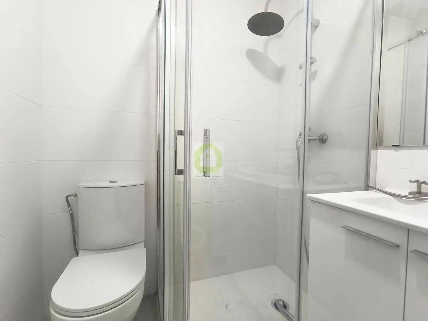 Bathroom of Flat for share in Armilla  with Furnished