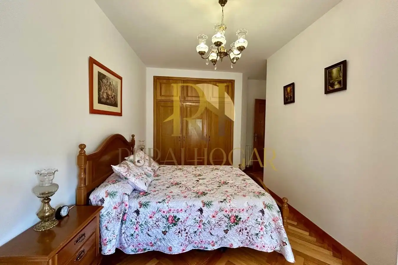 Habitación de Casa adosada en venta en Vilamartín de Valdeorras con Terraza