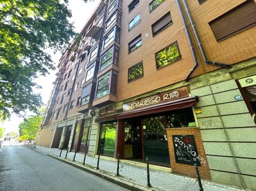 Business premises for sale in Paseo de las Yeserías