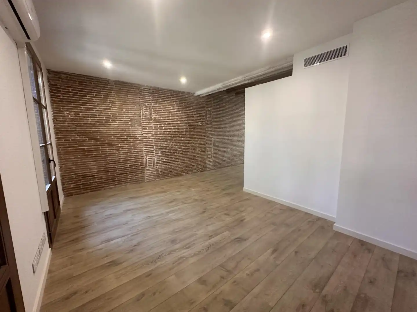 Apartament amb terrassa en venda a Eixample, imagen 5