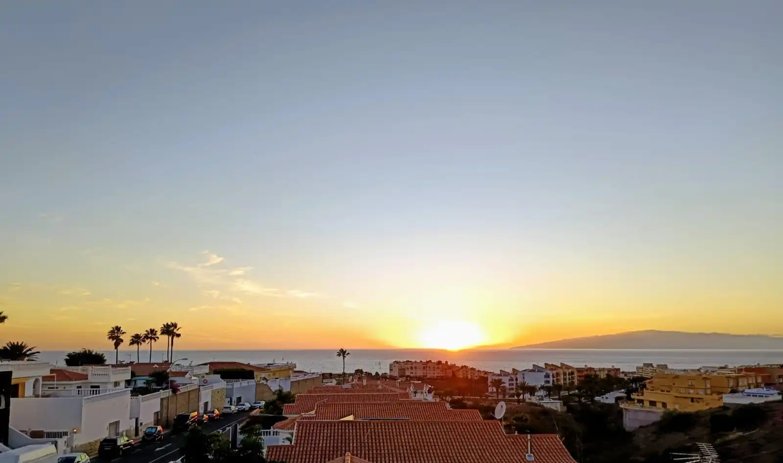 Vista exterior de Apartamento en venta en Adeje con Terraza, Trastero y Amueblado