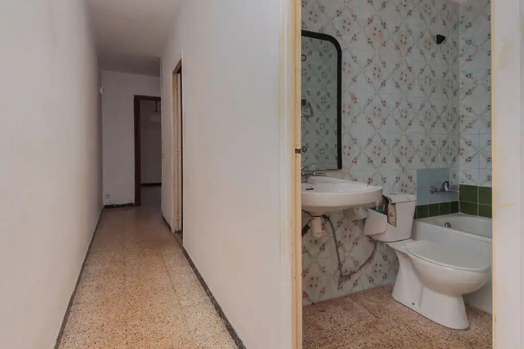 Flat for sale in C/ Vila-Seca, Llevant