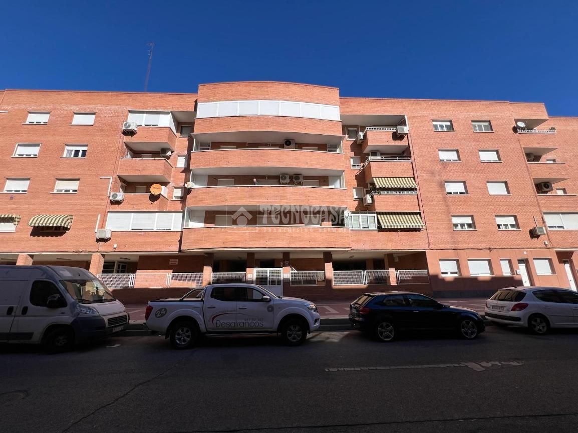 Exterior view of Flat for sale in Alcalá de Henares  with Heating and Storage room