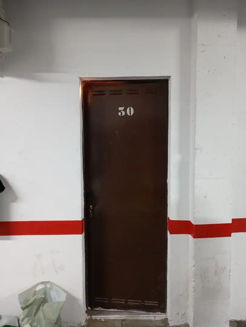 Gewerbefläche zum Verkauf in San Isidro 35, imagen 2