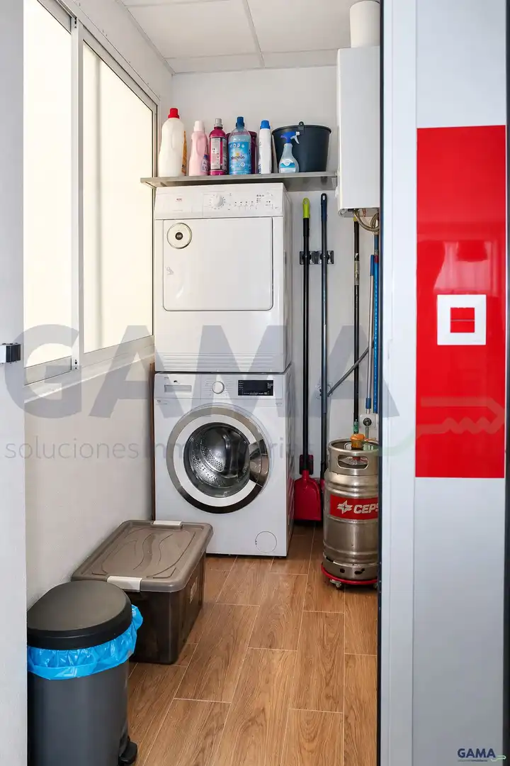Wohnung zum Verkauf in Casc Urbà, imagen 5
