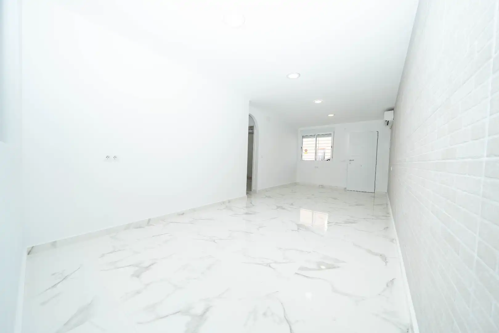 Casa adosada en venda en Pilar de la Horadada amb Aire condicionat