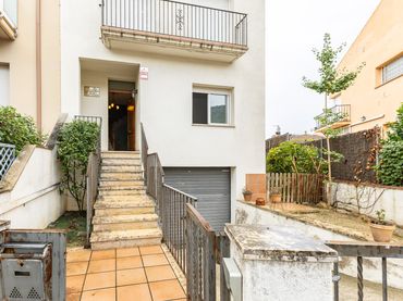 Reihenhaus mit Balkon zum Verkauf in Nucli Urbà