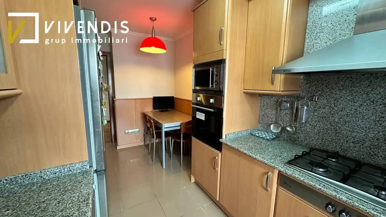 Wohnung zur Miete in Avenida ALCALDE PORQUERAS, Balàfia
