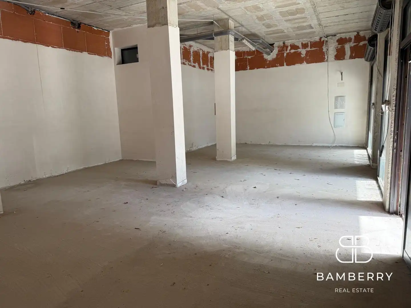Commercial properties for rent in Port, Badalona