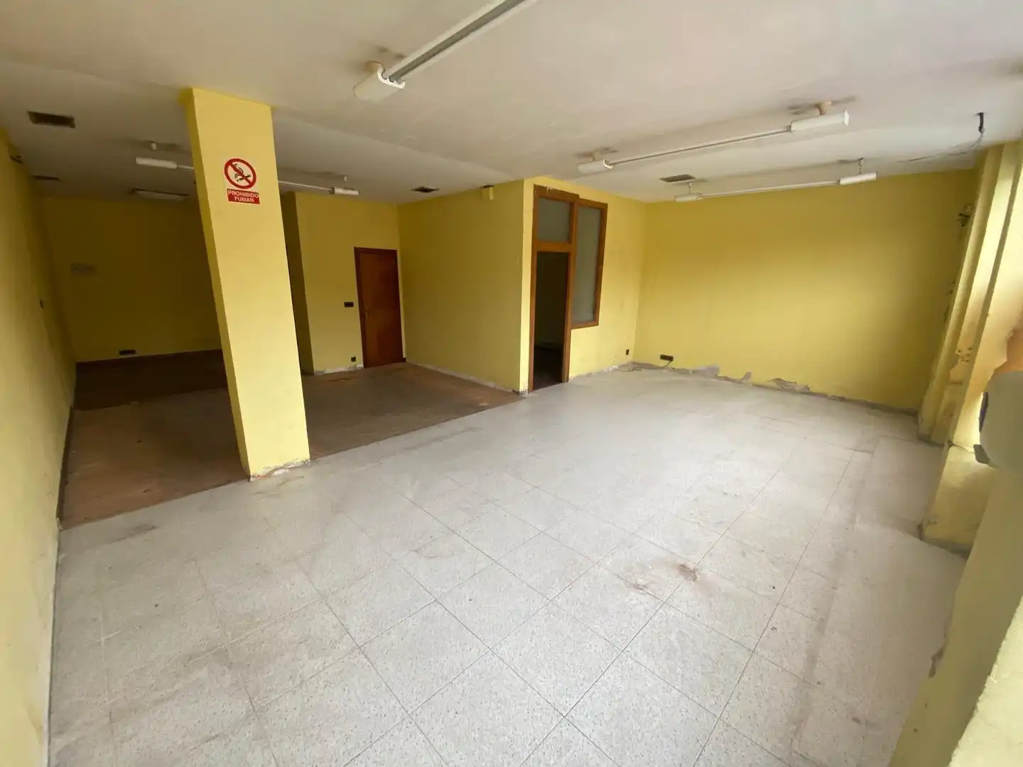 Local comercial de lloguer a Santoña