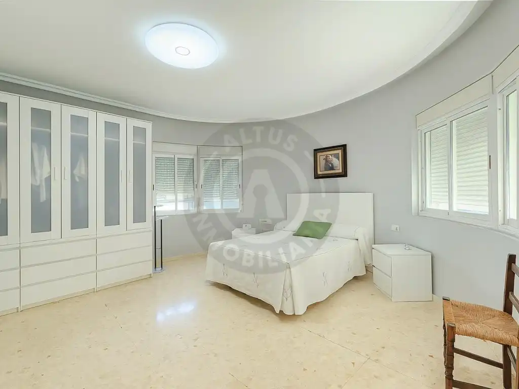 Bedroom of Houses for sale in Cáceres  with Swimming Pool, Oven and Washing machine