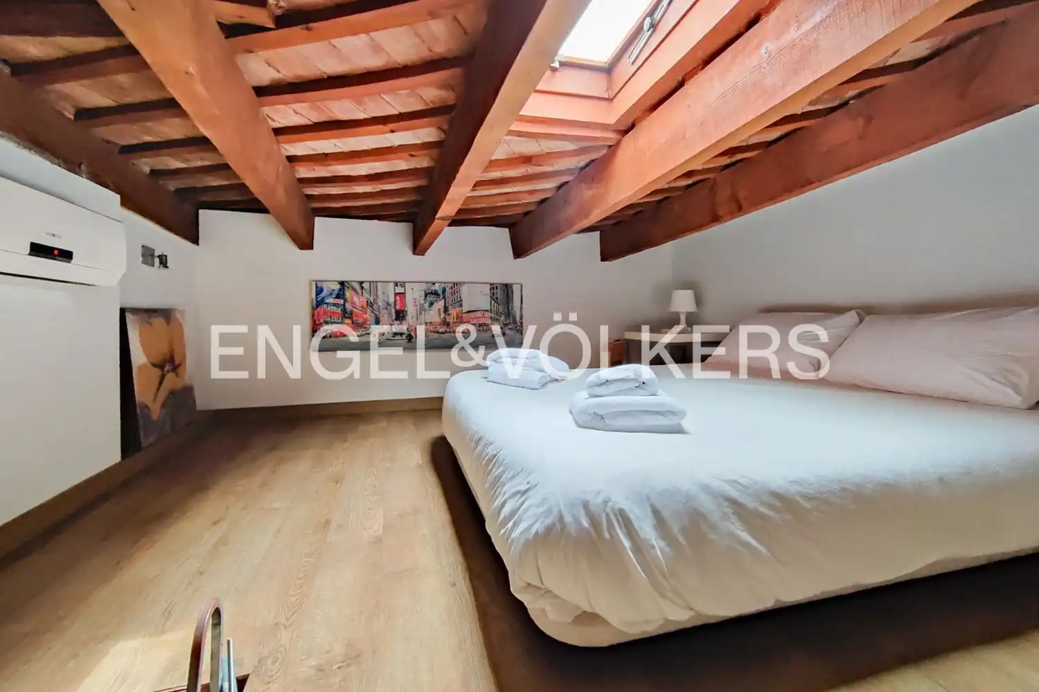 Schlafzimmer von Wohnung zum Verkauf in Valencia mit Klimaanlage, Heizung und Balkon
