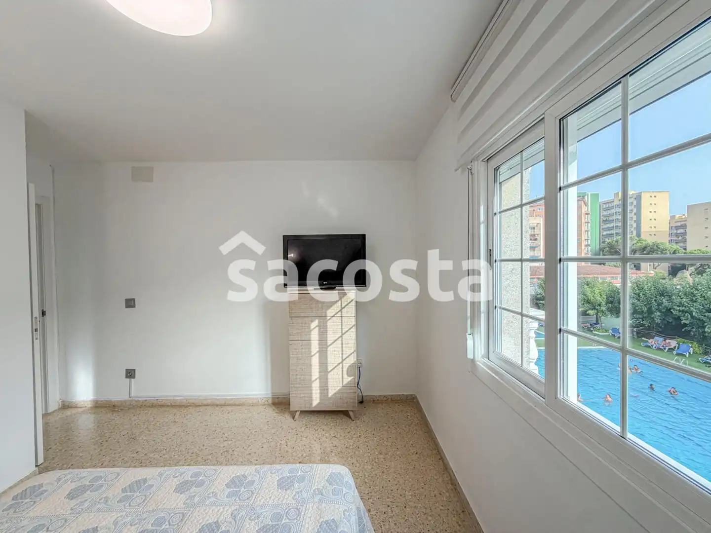 Schlafzimmer von Wohnung zum Verkauf in Blanes mit Klimaanlage, Heizung und Terrasse