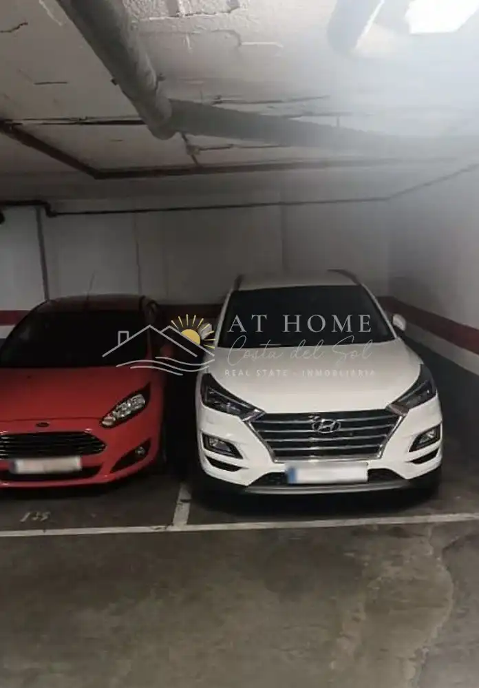 Parkplatz von Wohnungen zum Verkauf in Nerja mit Terrasse und Schwimmbad