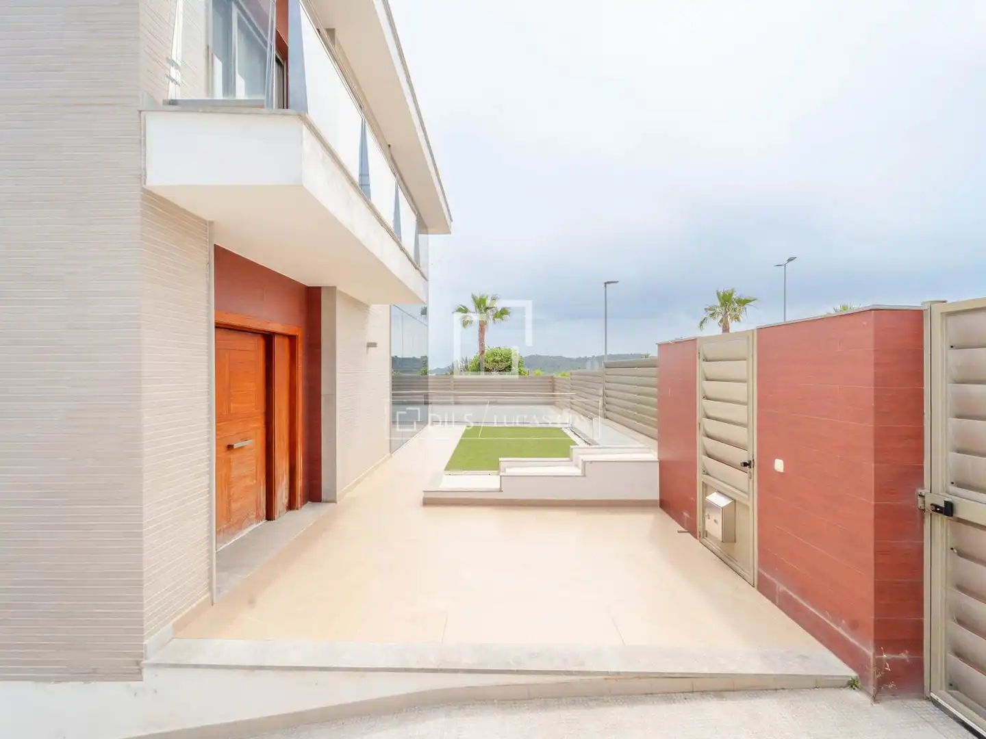 Terrassa de Casa o xalet en venda en La Vall d'Uixó amb Aire condicionat, Calefacció i Jardí privat