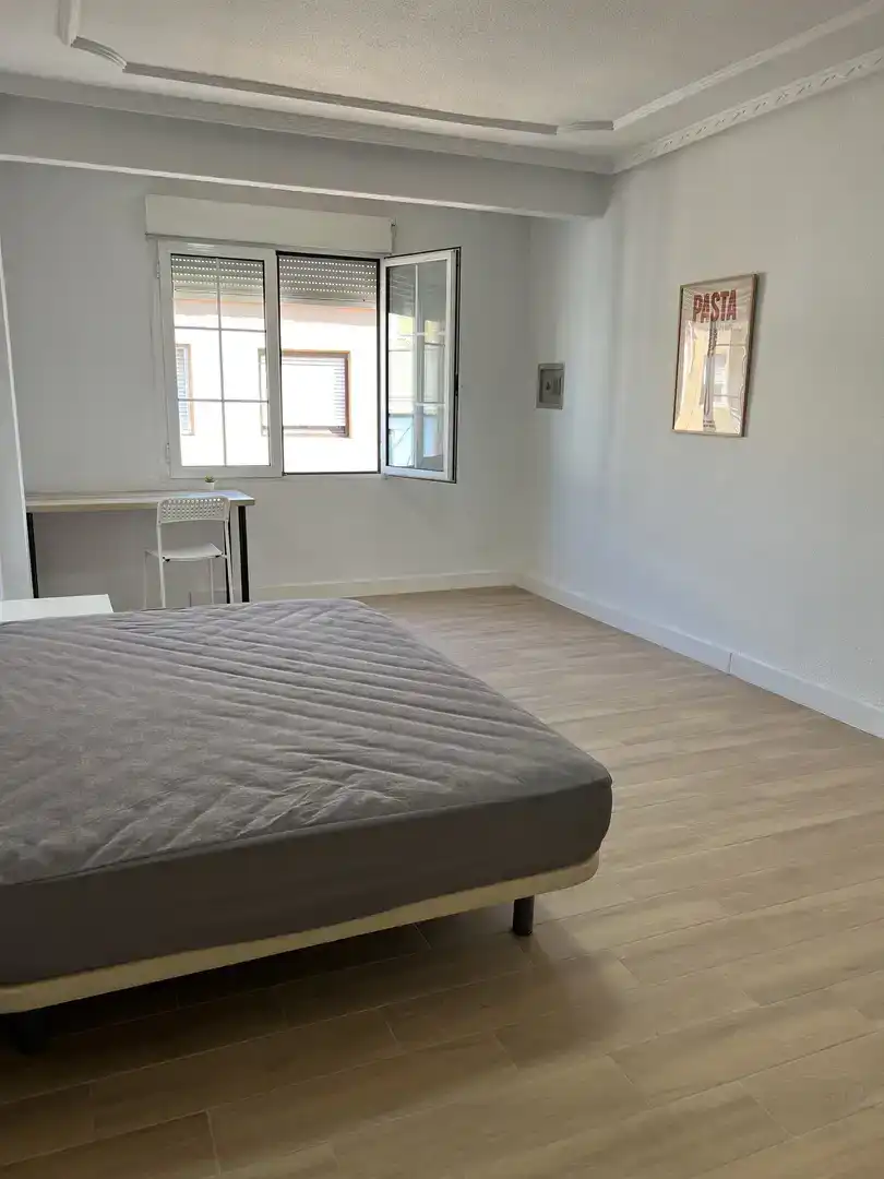 Habitación de Piso para compartir en Sax con Parquet, Amueblado y Balcón