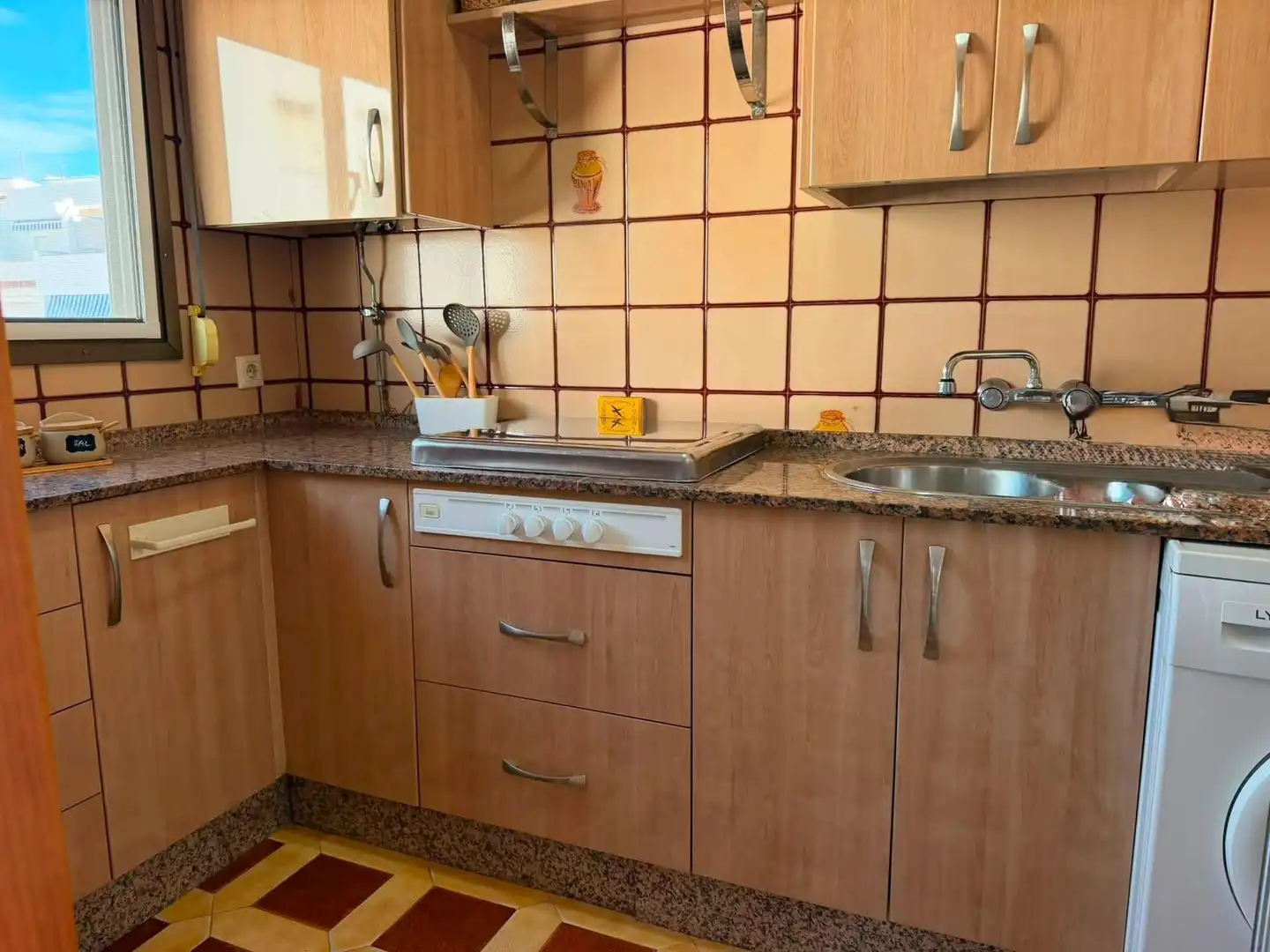Kitchen of Flat for sale in Chipiona  with Terrace, Storage room and Furnished