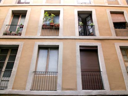 Vista exterior de Edifici en venda en  Barcelona Capital