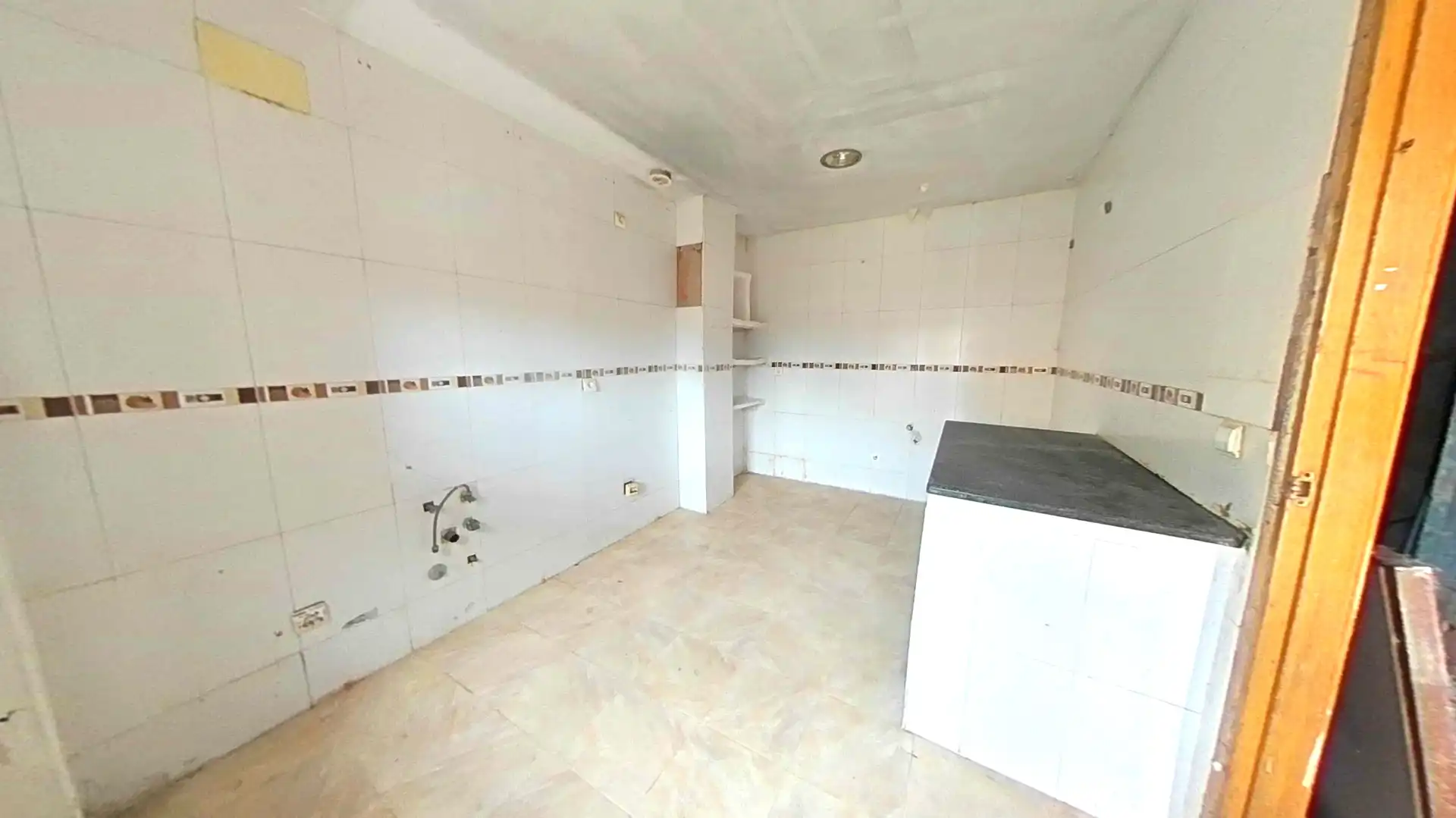 Casa adosada en venta en Hormigos