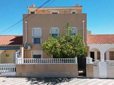 Casa con balcone in vendita a San Fulgencio