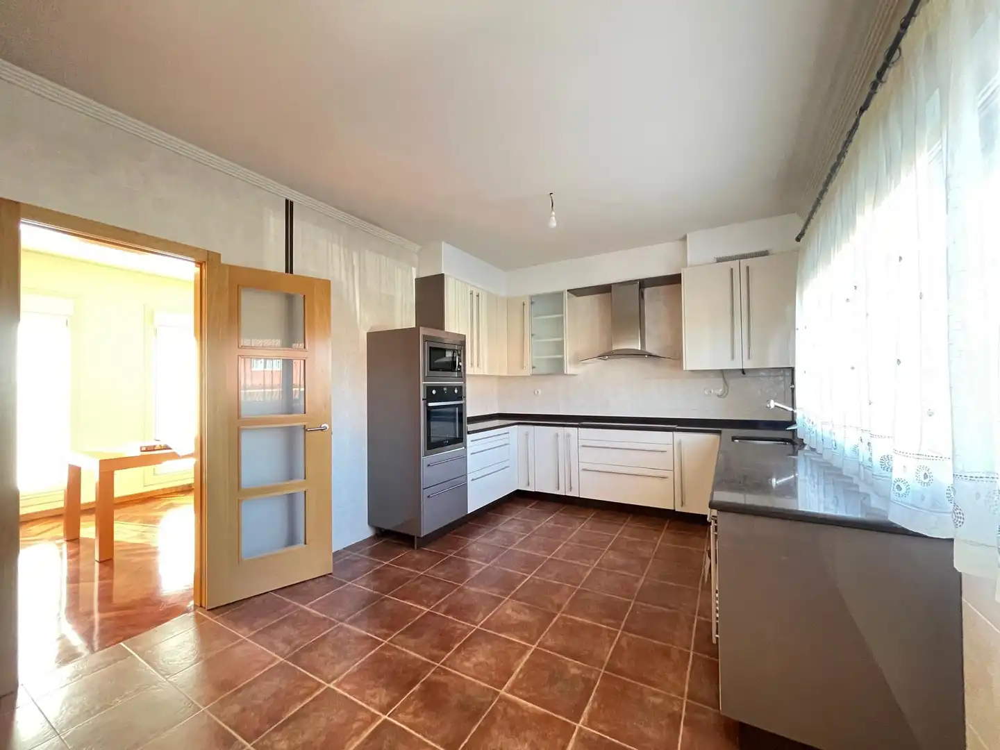 Cuina de Casa o xalet en venda en Sada (A Coruña)