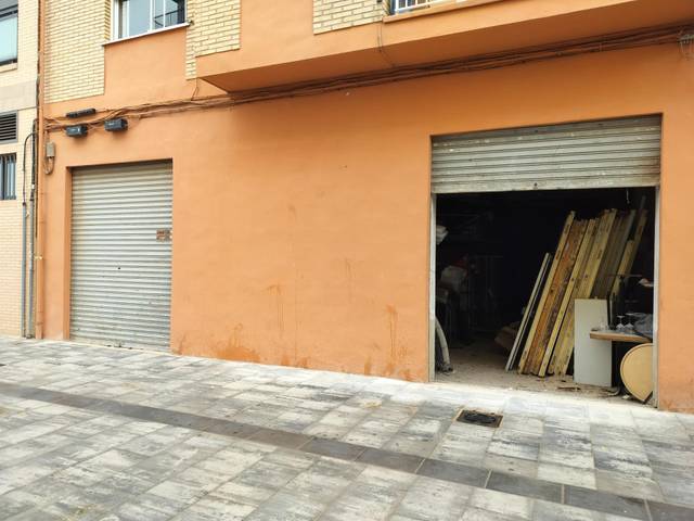 Local comercial en Venta en Torrefiel