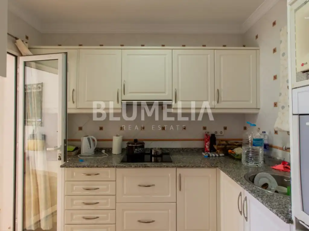 Cuina de Casa o xalet en venda en Dénia amb Aire condicionat, Jardí privat i Terrassa