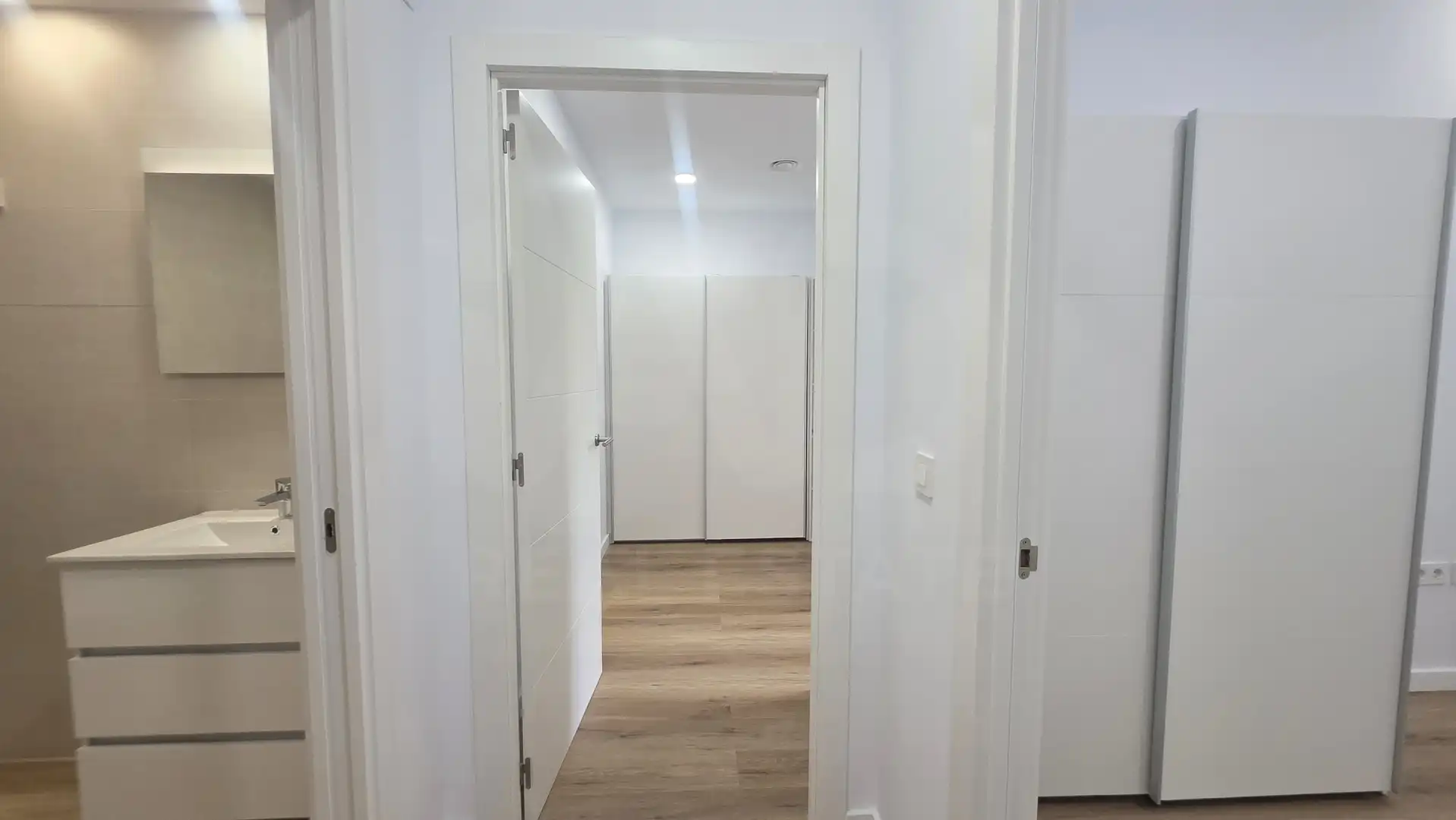 Flat for sale in Girona  with Air Conditioner, Heating and Terrace