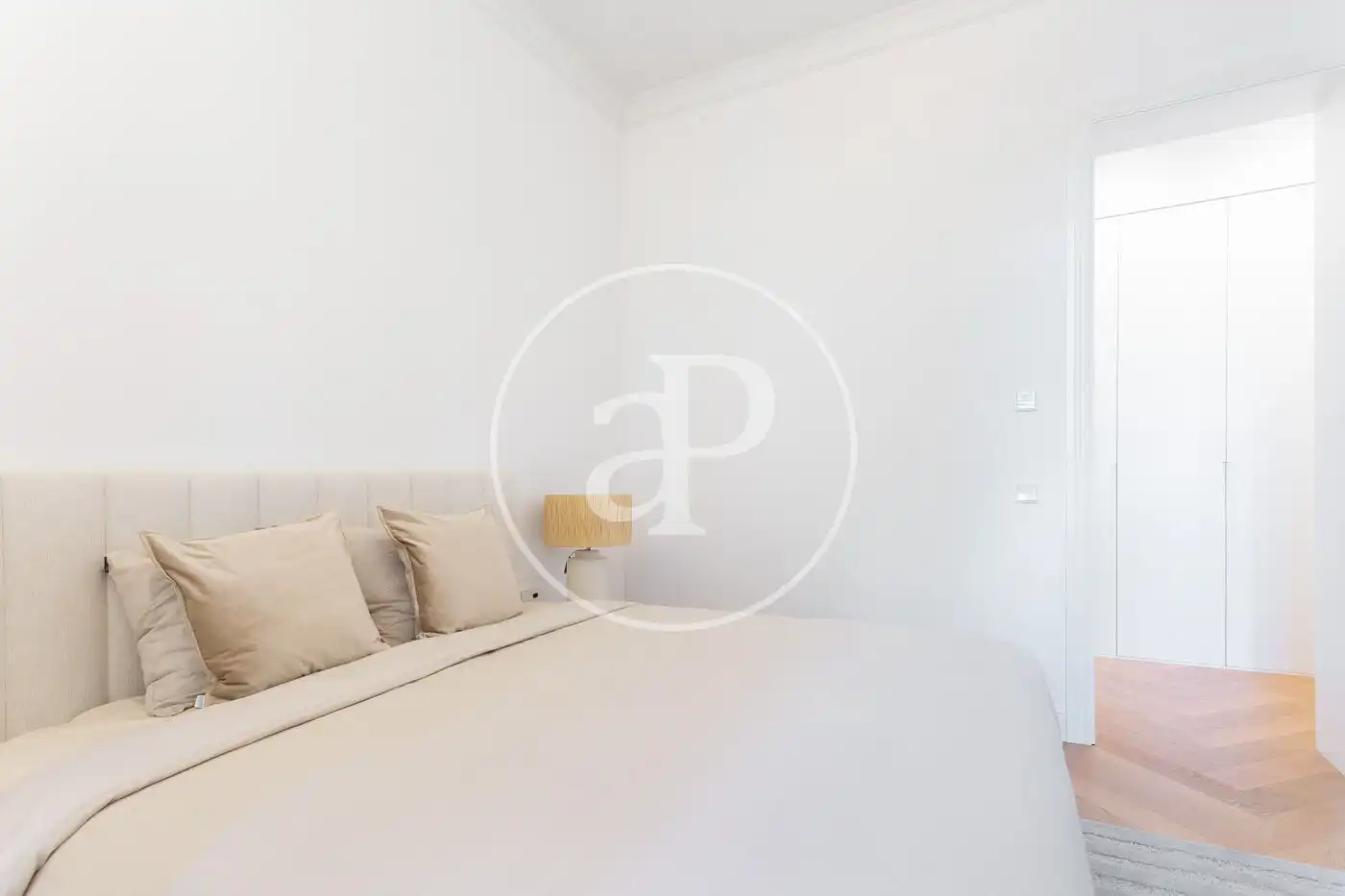 Wohnung zur Miete in C/ de Girona, Dreta de l'Eixample