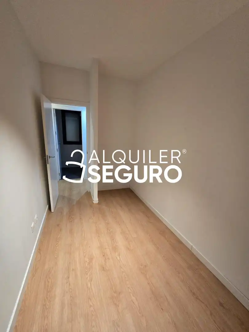 Dormitori de Pis de lloguer en Torrejón de Ardoz amb Calefacció, Terrassa i Traster