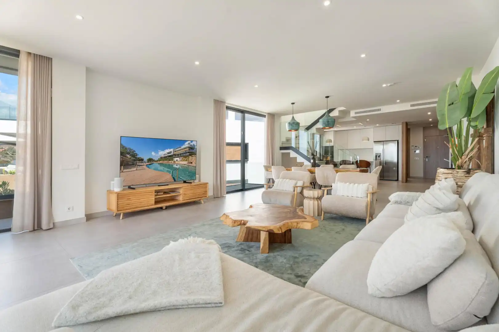 Sala d'estar de Apartament en venda en Marbella amb Aire condicionat, Calefacció i Jardí privat