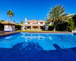 Swimming pool of House or chalet for sale in Roquetas de Mar  with Air Conditioner, Terrace and Swimming Pool