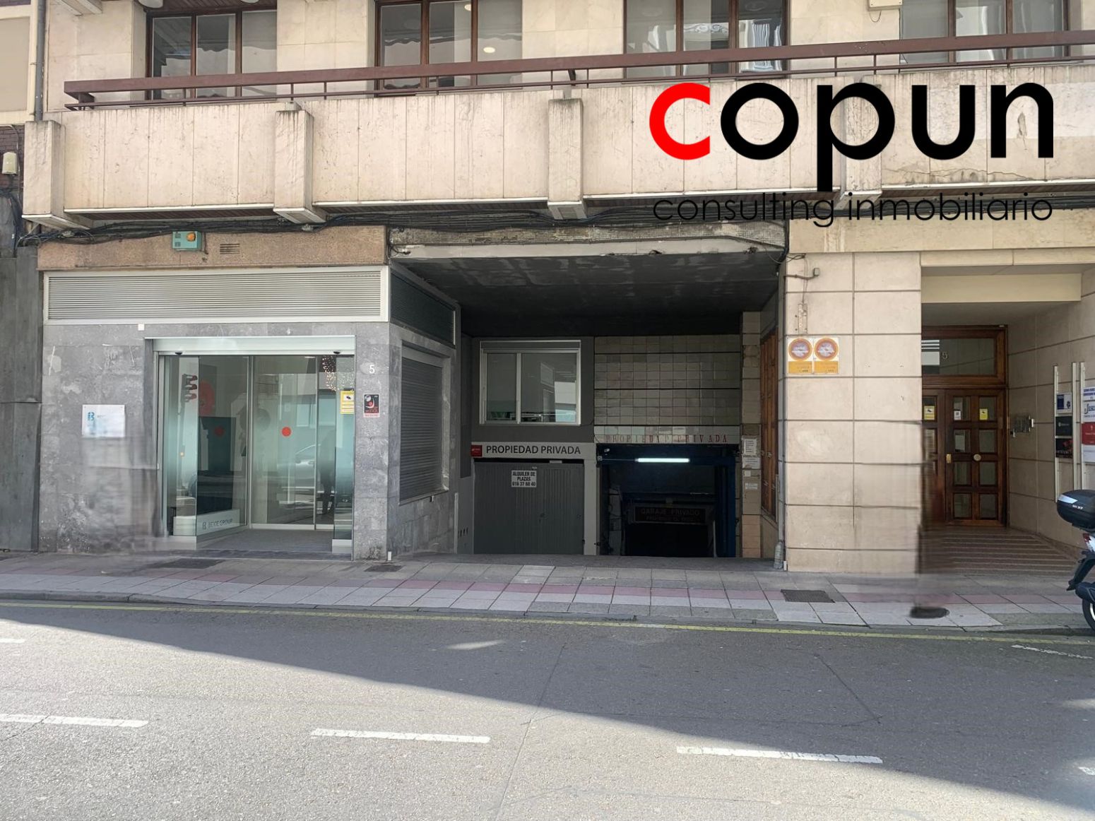 Aparcament de Garatge en venda en Oviedo 