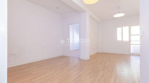 Foto 4 de Piso en venta en Ciudad Jardín - Tagarete - El Zapillo, Almería Capital