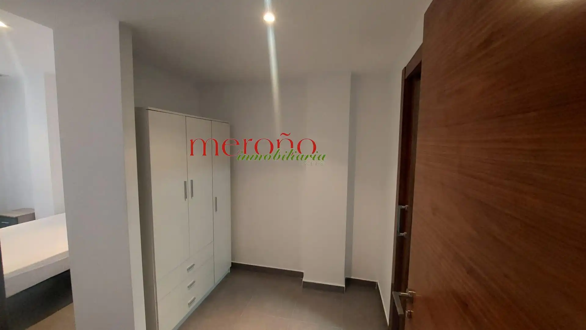 Habitación de Piso de alquiler en Elche / Elx con Terraza y Piscina comunitaria
