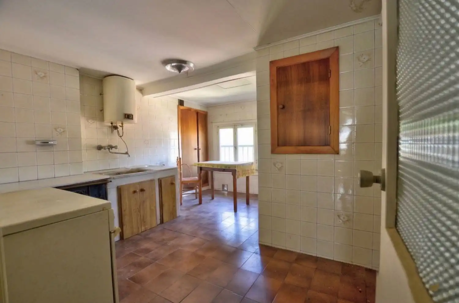 Küche von Wohnung zum Verkauf in Salas mit Schwimmbad