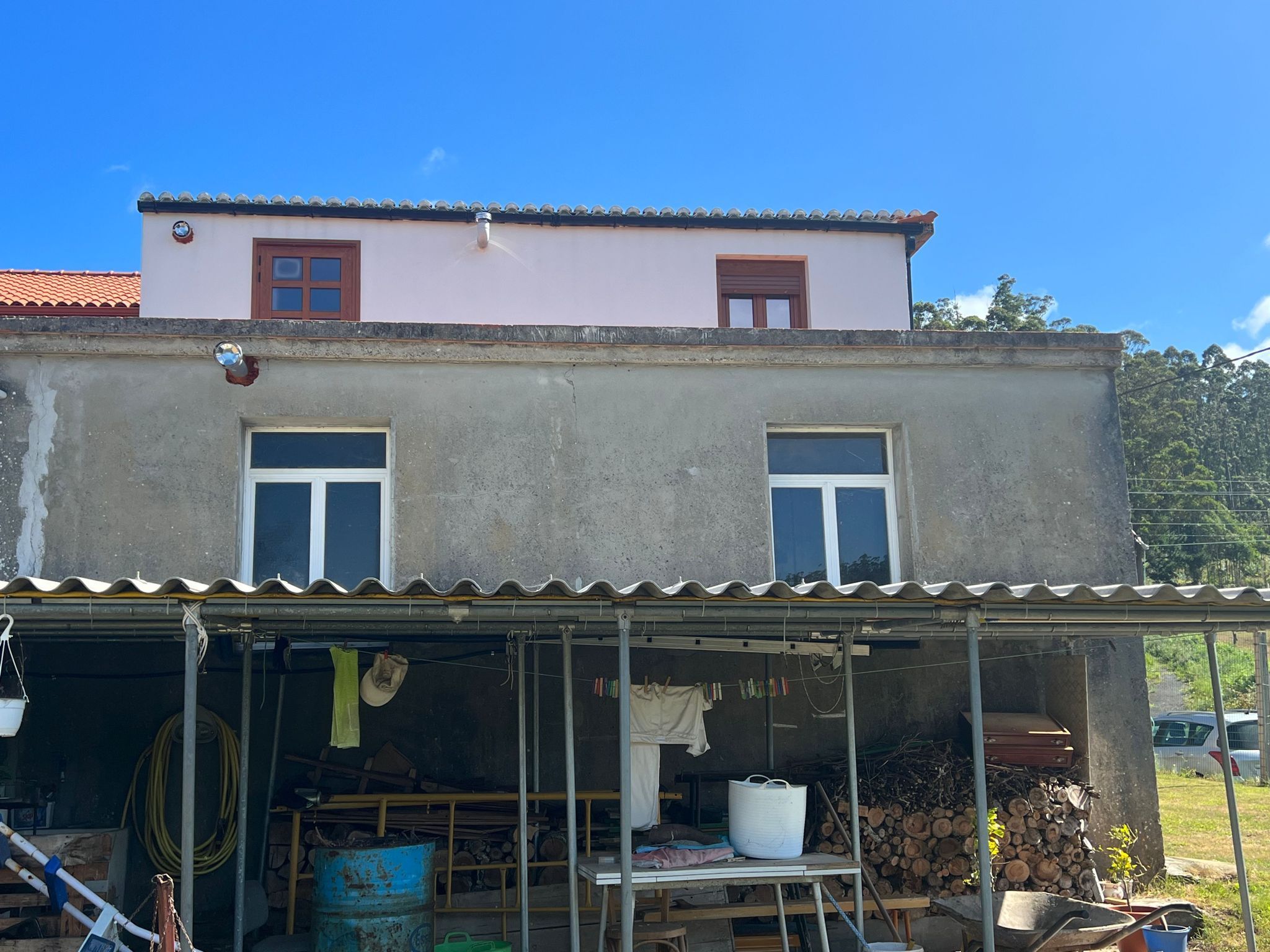 Vista exterior de Casa adosada en venda en Cedeira amb Calefacció, Jardí privat i Terrassa