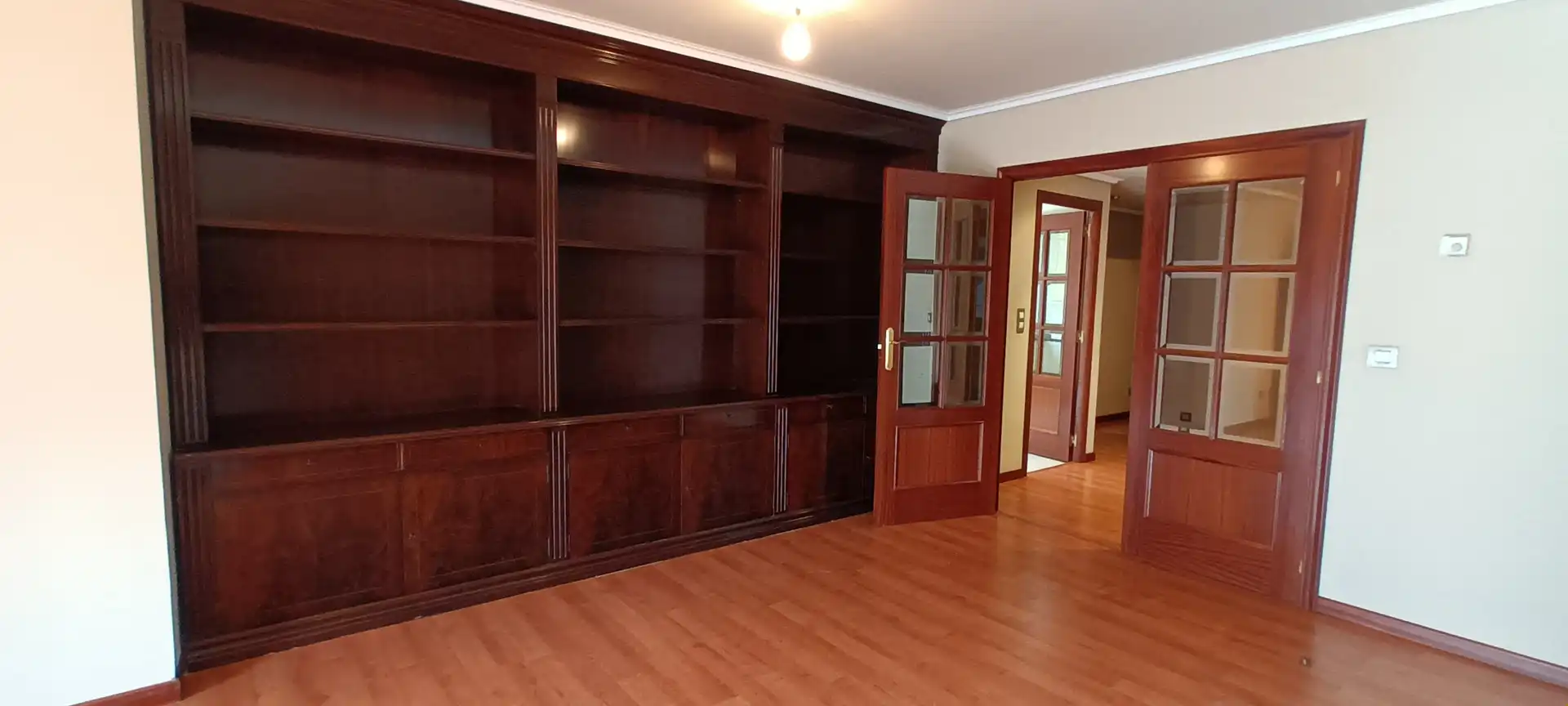 Living room of Flat for sale in Vigo   with Storage room and Balcony