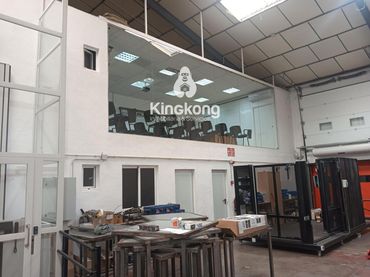 Nave industrielle avec ascenseur à vendre à Zona Industrial