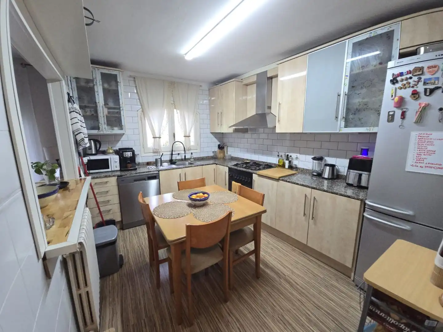 Casa con jardín en venta en Carrer del Penedés 7, imagen 8