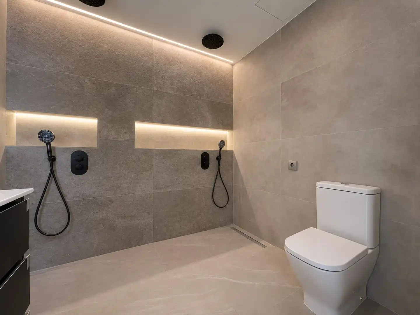 Badezimmer von Erdgeschoss zum Verkauf in Mollet del Vallès mit Klimaanlage, Heizung und Terrasse