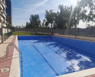 Piscina de Pis en venda en  Logroño amb Aire condicionat, Calefacció i Parquet