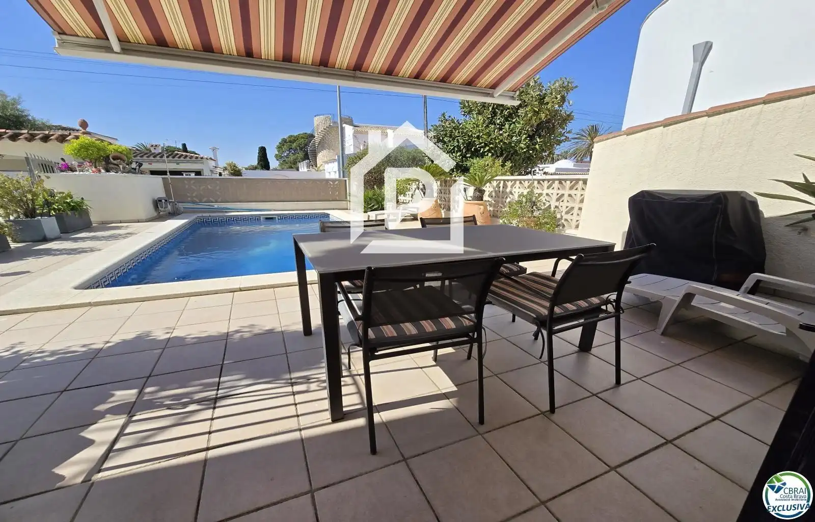 Chalet con piscina en venta en Pení, imagen 25