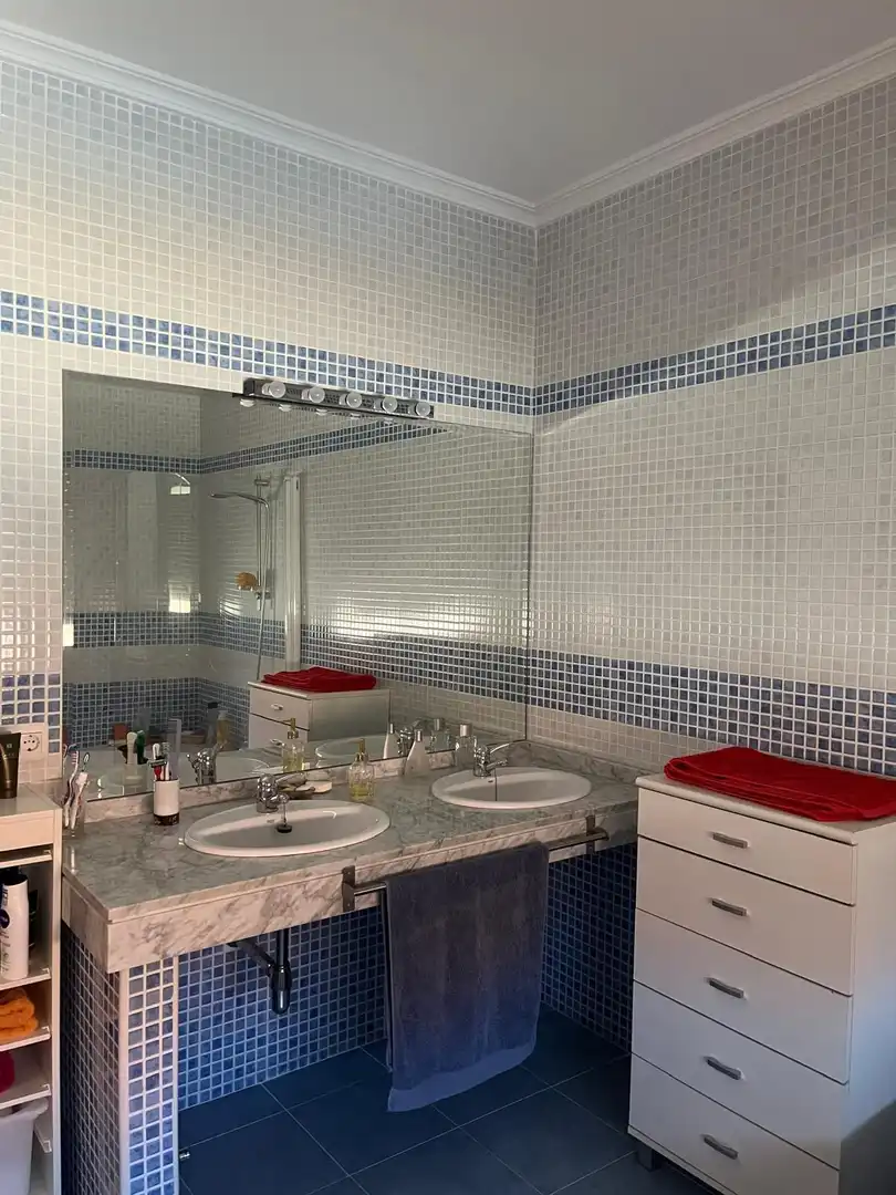 Bathroom of Houses for sale in Poblete  with Air Conditioner, Heating and Private garden
