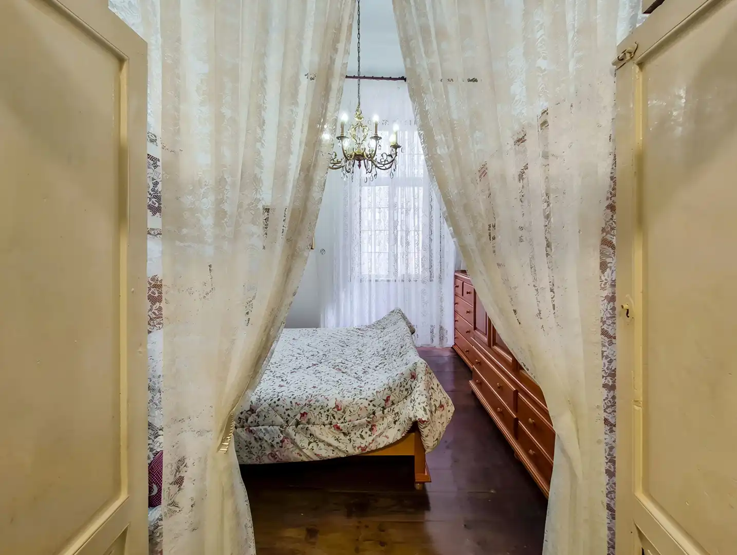 Dormitori de Casa o xalet en venda en Las Palmas de Gran Canaria amb Terrassa, Traster i Moblat