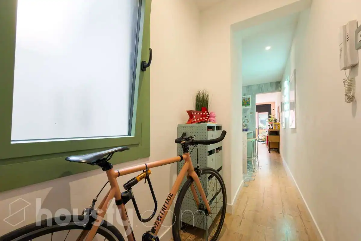 Piso en venta en Barcelona con Terraza
