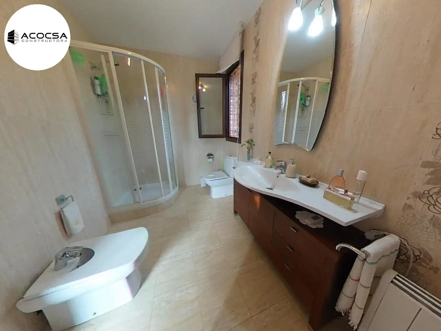 Badezimmer von Haus oder Chalet zum Verkauf in Sant Andreu de la Barca mit Privatgarten, Terrasse und Abstellraum