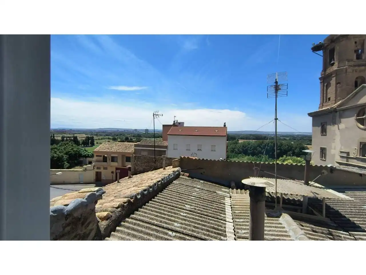 Vista exterior de Piso en venta en Zaragoza con Calefacción, Terraza y Amueblado