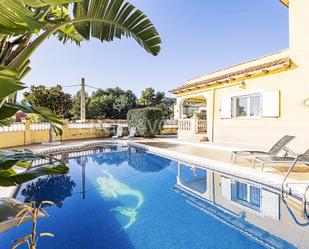 Swimming pool of House or chalet for sale in El Vendrell  with Air Conditioner, Heating and Private garden